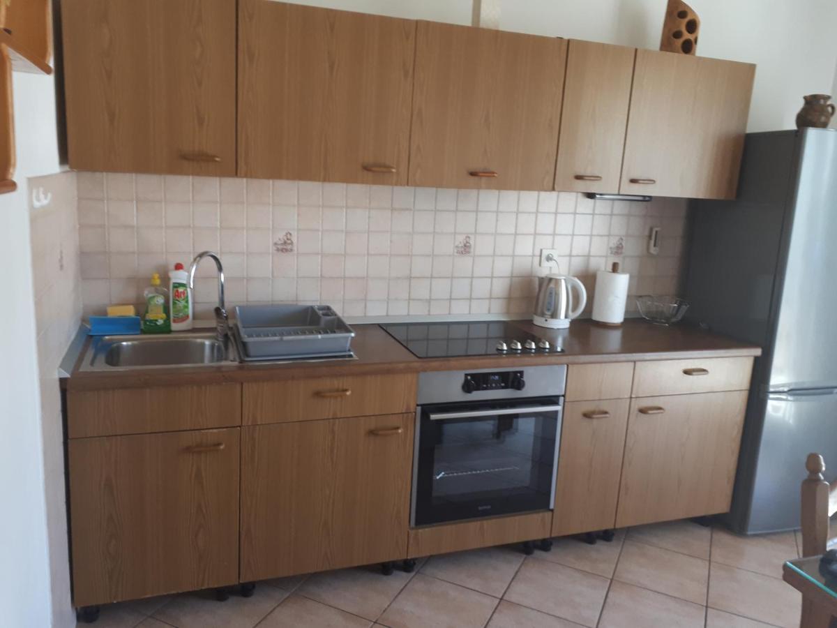 Apartman Emilio Baška Voda Екстериор снимка